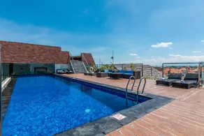 ZEN Rooms Kuta Square Mall - Image 2