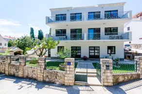 Apartments Garden - Image 2