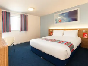 Travelodge Huntingdon Fenstanton - Image 4