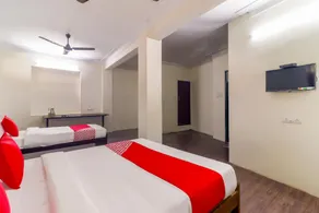 OYO Flagship 46738 Egmore Shelters - Image 2