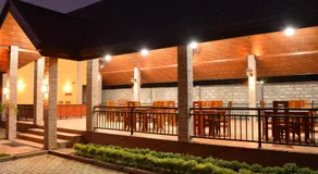 Monarch Residence - Image 4