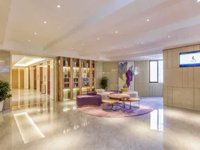 Lavande Hotel Chongqing Yangjiaping Pedestrian Street Metro Station - Image 3