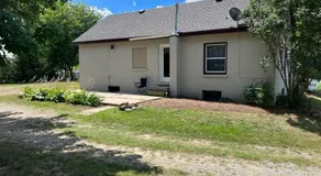 ENTIRE 2-BEDROOM TOWNHOUSE ON a RUSTIC FARM - A - Image 4
