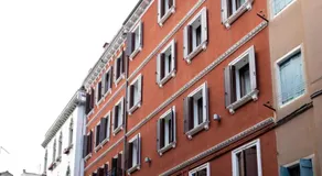 Piccola Venezia Room - Image 4