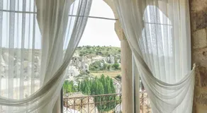Abu Hayat Cave Suites - Image 2