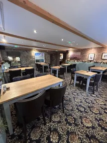 St. Davids Cross Hotel - Image 5