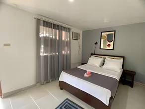 Marion Roos Hotel - Image 2