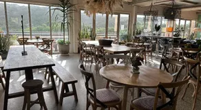 Sow and Piglets Guesthouse - Image 3