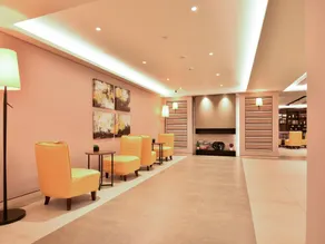 Home Inns Plus Shanghai Xujiahui Branch - Image 5
