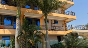 Port Park Hotel - Image 5