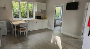 N20 Inn Bed and Breakfast - Image 5