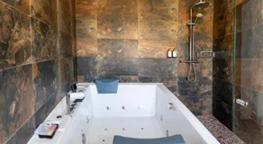 Apartamentos rurales Posada de Monfragüe con jacuzzi - Image 5