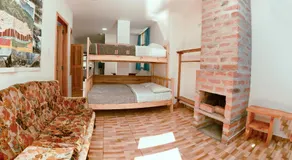 Backpackers-balcones-river-lodge - Image 2
