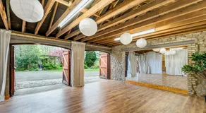Central Malham Wellbeing Escape, 1-bed cottage with yoga studio - Image 4