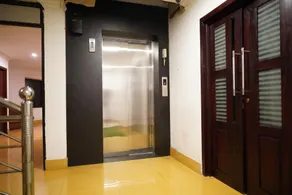 Wynad Hotel - Image 4