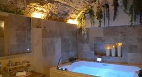 La Bulle, Spa Authentique et Romantique - Image 3