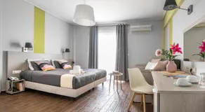 Myrto Hotel - Image 2