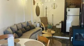 COZY VILLAGE HOUSE ΑΓΙΟΣ ΛΑΥΡΕΝΤΙΟΣ ΠΗΛΙΟΥ - Image 4
