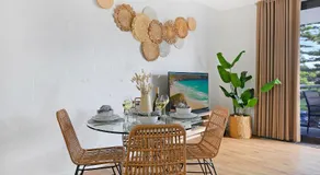 St tropez por la playa - Image 3