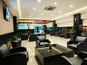 Alpha Hotel - Image 3