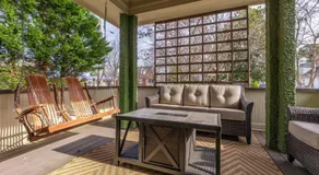 Historic Home with King Bed - Image 4