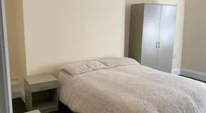 Manchester Stay - Image 2