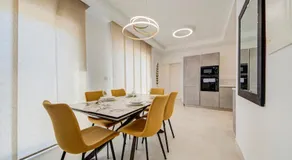 Beautiful Modern Penthouse with Pool and Sea View - Image 3