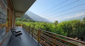 Zankhrpas A Himalayan Home - Manali - Image 3