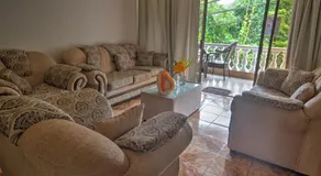 Pascalo Villa Apartment - Image 2