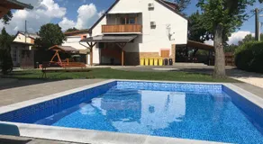 Famvarga Apartmanház - Image 2