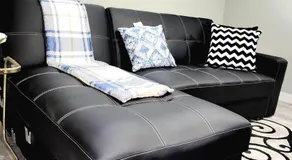QUIET & COZY MODERN SUITE CLOSE TO RCMP - Image 2