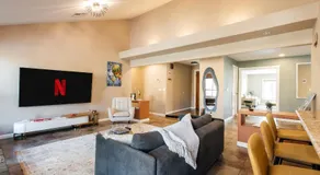 Fabulous Oasis in Las Vegas with Tesla Charger - Image 2