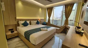 Hotel Central Tree - Image 2