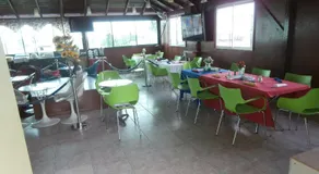 PG Quality Inn - Image 2