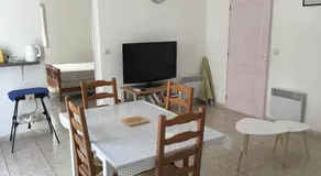 Appartement avec extérieur et parking gratuit - Image 5