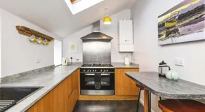 29 Seafield Street - Image 2
