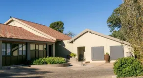 Mondior Manor Guest House - Image 4