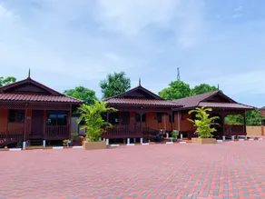 D'Razna Chalet Pantai Seberang Takir - Image 3