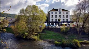Le Baron Suites & Apartments - Image 5