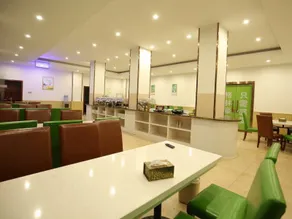 Green Tree Inn Huaibei Suixi County Sandikou - Image 4
