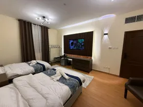 Luxury Home - Image 2