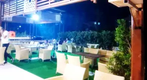 Emirates Hotel - Image 4