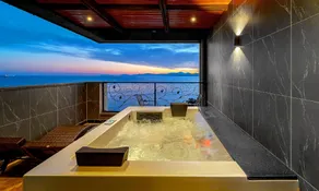 Grand Ocean - Image 2
