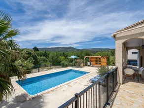 Holiday villa with aircon, Jacuzzi, private swimming pool, playground and more - Image 5