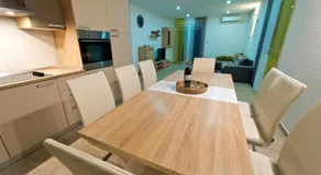 Casa con barbacoa, terraza y piscina privada | Acepta mascotas - Image 3