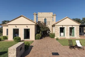 Mani house-Ktima Kriviana - Image 2