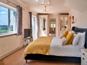 Cottage in Whitestone with Garden  Games Room - Image 2