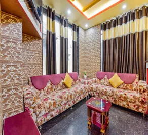 M K Hotel Restaurant, Jammu - Image 2