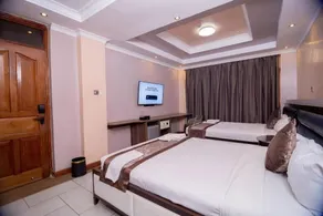 Lagos Hotel - Image 4