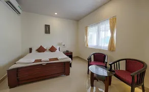 VARUNA INN BANQUETS & RESORT - Image 2